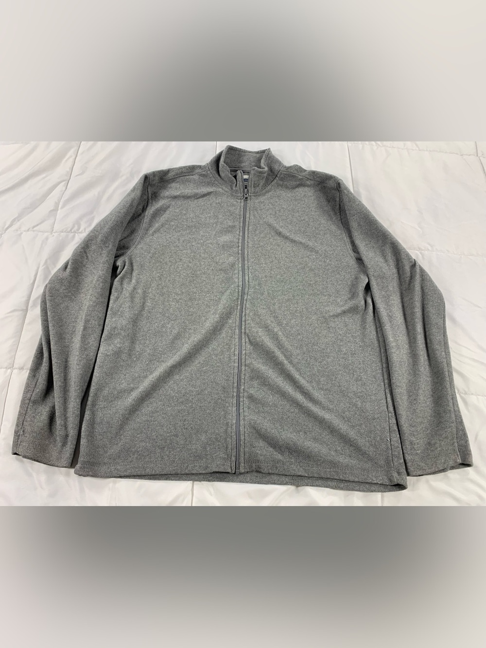 Pre loved OLD NAVY zip up sweater mens size XL